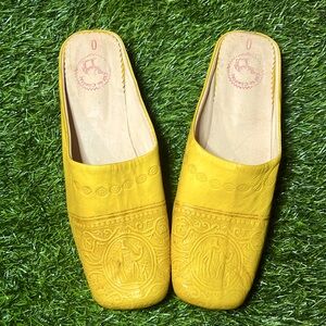 Moroccan Tooled Yellow Leather Babouche Slippers Vrai Cuir Moroccan Women's